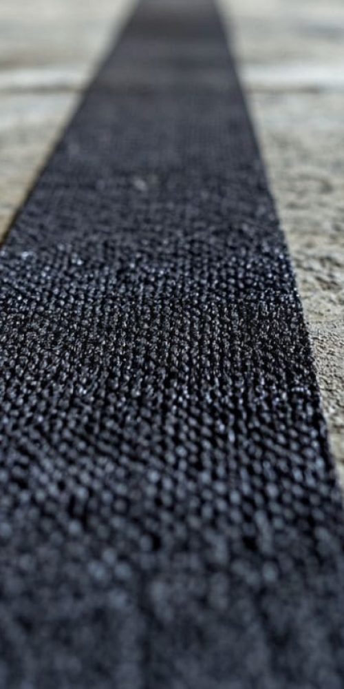 Beneficios y funcionamiento del refuerzo estructural con fibra de carbono. El impacto de esta técnica en la renovación del hogar.